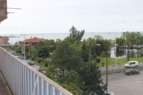 Apartment Khimshiashvili 9 Batumi Exterior photo