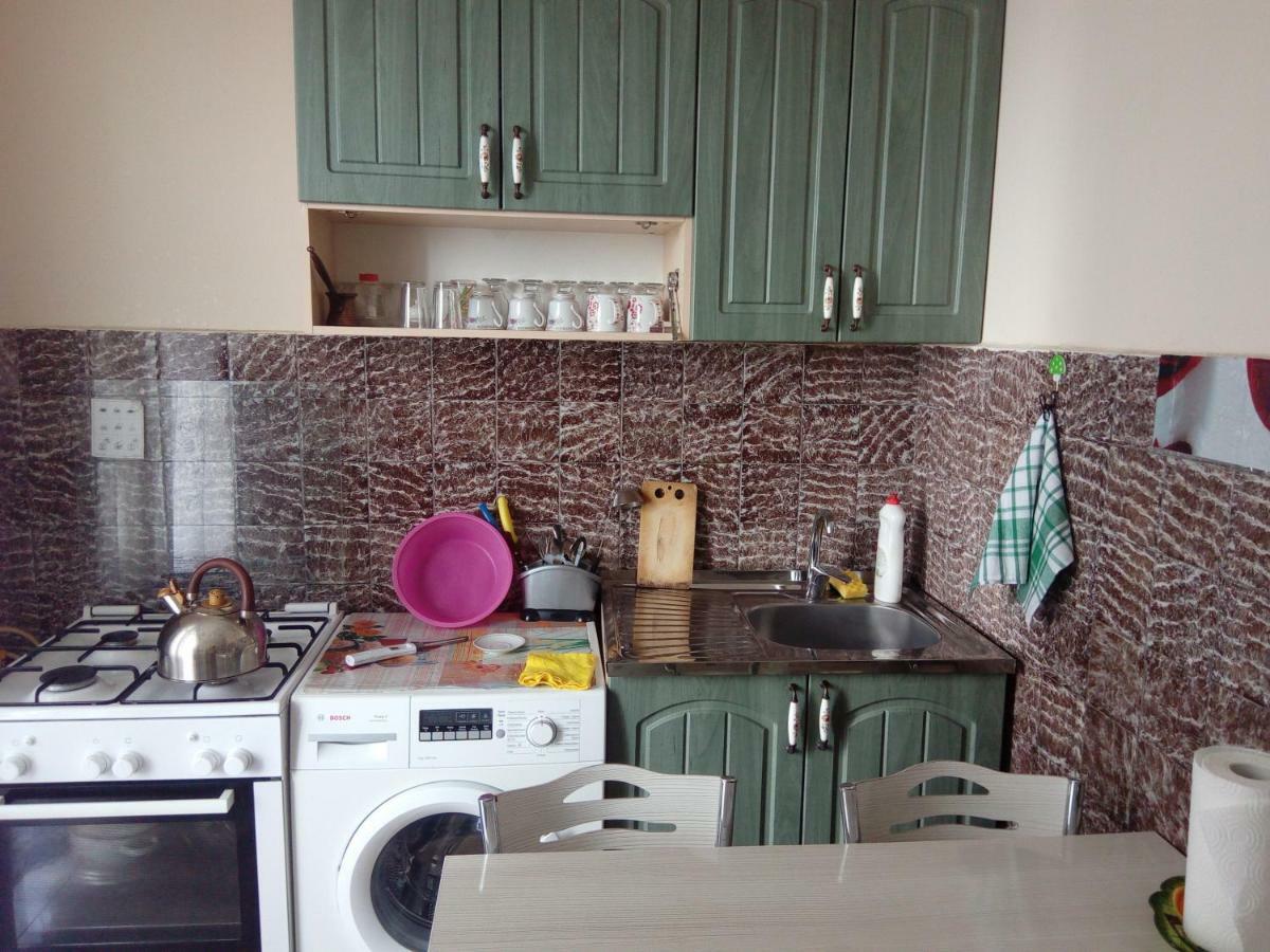 Apartment Khimshiashvili 9 Batumi Exterior photo
